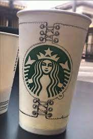 Barista Gorgeously Customizes His Customers Cups At U K Starbucks Starbucks Cup Art Starbucks Art Starbucks