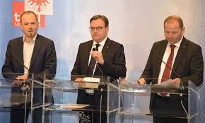 Seit 2018 führt er die amtierende tiroler landesregierung platter iii an. Tiroler Almbauern Konnen Tief Durchatmen Rundschau At