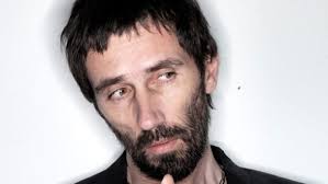 Il frontman dei Marlene Kuntz Cristiano Godano in concerto a Lanciano