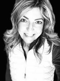 Cindi Ratzlaff's Instagram, Twitter & Facebook