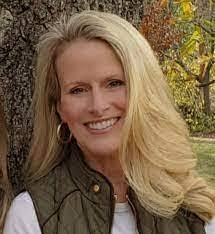 Jennifer Suderman's Instagram, Twitter & Facebook