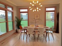 For a home that is craftsman or mission style, chandeliers look best when they reflect the style of the era of the space they illuminate. Photo 5 Of 16 In Modern Craftsman Style Home Dwell