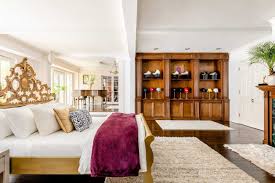 The show stars will smith a street smart teenager from west philadelphia who's provided for proceed with his uncle and aunt in their bel air mansion. Airbnb Is Letting People Stay In The Fresh Prince Of Bel Air S Mansion And I Really Want To Book A Night The Verge