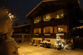 Moderne, gemütliche ferienwohnungen mit balkon erwarten sie am südrand von oberstdorf in sehr guter lage. Nachtaufnahme Oberstdorf Im Schnee 1 Foto Bild Jahreszeiten Winter Oberstdorf Bilder Auf Fotocommunity