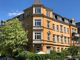 Wir geben ihnen einen überblick an passenden wohnungen in ihrer wunschstadt, von privat und von maklern. 3 Zimmer Wohnung Zu Vermieten Augsburger Strasse 77 01277 Dresden Striesen Ost Mapio Net