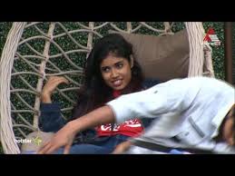 Alasandra Johnson Wonders Some Of Her Friends Become Enemies Johnson Enemy Wonder