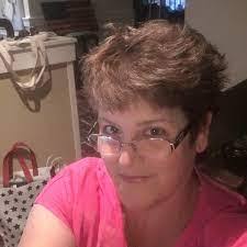 Barbara Elwell's Instagram, Twitter & Facebook