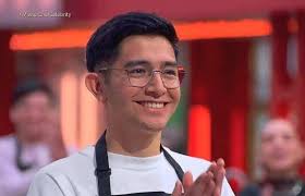 Viendo el capítulo cuspide de la comedia