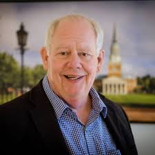 We were saddened to hear that Ross Griffith ('65, P '91), who worked at  Wake Forest for 46 years and retired as director of Institutional Research,  has died. Griffith came back to