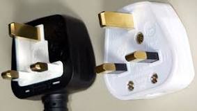 AC power plugs and sockets: British and related types - Wikipedia