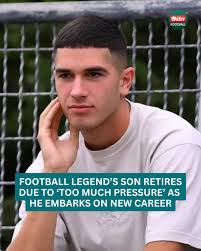 Philippe Coutinho & Cristiano Ronaldo's teeth are brighter than the sun.