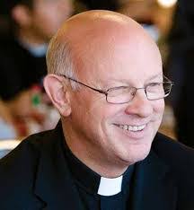 Bernard Reul's Instagram, Twitter & Facebook