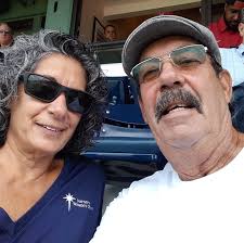 What is causing the chemical smell in Barefoot Bay?