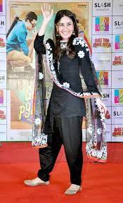 Kareena Kapoor Promoting Gori Tere Pyaar Mein Veethi Indian Outfits Pakistani Outfits Indian Attire