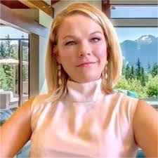 Ashley Mcevers's Instagram, Twitter & Facebook