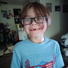 How to remove a circle lock from a storage unit?