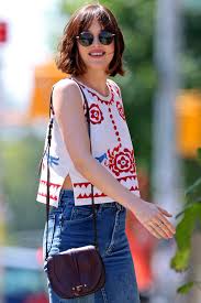 Dakota Johnson On Set Of How To Be Single In Ny Dakota Johnson Style Dakota Johnson Hair Dakota Style