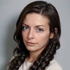 Kari Silva (@karilinny) • Threads, Say more