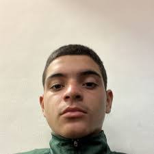 Aaron Rowe's Instagram, Twitter & Facebook