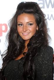Michelle keegan is an english actor, best known for her portrayal of 'tina mcintyre' in the 'itv' soap opera keegan worked at the department store 'selfridges,' before starting her acting career. Michelle Keegan S Incredible Transformation From Fresh Faced Corrie Star To Glam Pin Up
