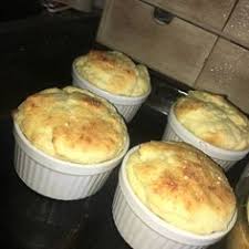 La Meilleure Recette De Souffle Au Fromage Tous En Cuisine Cyril Lignac