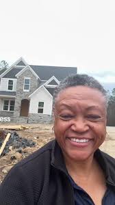 I have 2 businesses. A real estate company and a business consulting  company! #justcallmichelle #movetonorthcarolina #realestate #entrepreneur  #smallbusiness #buylocal #blackownedbusiness