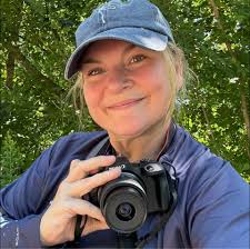 These look like the various poses I did for my senior pictures back in  1987. Only my hair didn't look quite as good. #gsd