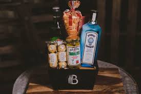 Quick Gifts For Men Gift Baskets For Men Baskets For Men Gin Gifts