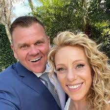 Melanie Logan's Instagram, Twitter & Facebook