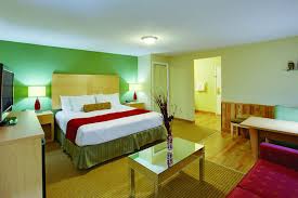 La quinta inn & suites by wyndham chicago downtown. La Quinta Inn Salem Va 24153