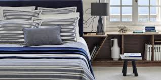 May 26, 2021 · pour un lit en 160 x 200 cm, vous aurez le choix entre une housse de couette en 240 x 200 cm, ou en 260 x 240 cm. Comment Choisir Une Bonne Couette De Lit Marie Claire