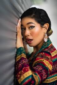 Ella Milan's Instagram, Twitter & Facebook