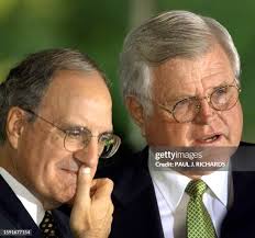 26 Us Clinton Mitchell Award Stock Photos, High-Res Pictures, and Images