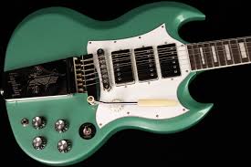 Thankfully, gibson has taken note, and its douglas signature guitar has returned for 2021. Gibson Kirk Douglas Signature Sg Inverness Green Sn 223900245 Gino Guitars