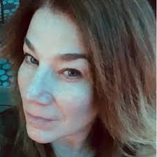 Elizabeth Munson Email & Phone Number