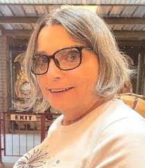 Penny Mason's Instagram, Twitter & Facebook