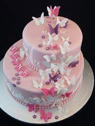 Schmetterlinge Im Bauch Schone Doppelstockige In Rosa Gehaltene Tauftorte Mit Sc Schmetterling Geburtstagskuchen Hochzeitstorte Fondant Schmetterling Kuchen