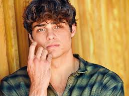 You may know him from his roles in to all the boys i've loved before, t@gged, and the fosters. Noah Centineo Is Having A Moment And The Internet S Loving It Hollywood Gulf News