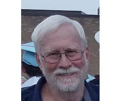 Kari Delong's Instagram, Twitter & Facebook