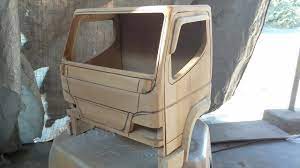 Kali ini kami akan membahas ukuran truk fuso dan volume yang bisa d muat oleh truk fuso miniatur truk fuso, truk fuso adalah jenis truk besar. Membuat Kabin Miniatur Truk Dan Engsel Pintu Youtube