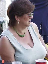 Candid matures and grannies - ZB Porn