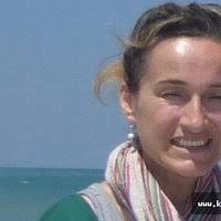 PDF) New approaches to urban conservation: international guidelines and  experience