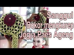 Cari harga dan promo terbaik untuk sanggul jawa jogja diantara 40 produk. Tutorial Membuat Sanggul Trp Jogja Paes Ageng Youtube