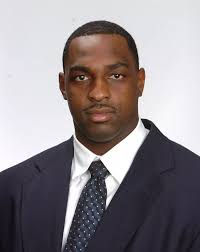 Trio of Bulldogs Sign Free Agent Contracts