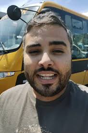 Prefeito Diogo Lima garante entrega de ônibus escolar 0KM para Barra de  Guabiraba