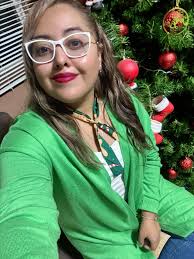 Mildred Estrella's Instagram, Twitter & Facebook