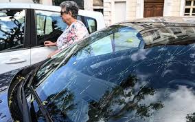 Retrouvez toutes les performances détaillés de orage noir course par course pour faire votre papier et analyser orage noir. Orages De Grele C Etait L Apocalypse Tout Est Devenu Noir Le Parisien