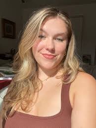 Haley Edmonds's Instagram, Twitter & Facebook