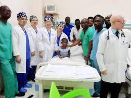 The Team And The Patient Doctors At The Komfo Anokye Teaching Hospital Kath In Kumasi Have For The First Time Perfor Heart Surgery Hospital Doctor Surgery