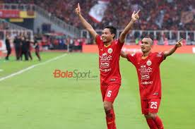 Gelandang timnas indonesia, evan dimas darmono, meminta para pemain untuk bangkit dan berbenah menyambut laga lanjutan kualifikasi piala dunia 2022, yang akan dimulai pada 3 juni, kontra thailand. Evan Dimas Bersyukur Persija Jakarta Berhasil Menang Atas Borneo Fc Bolasport Com